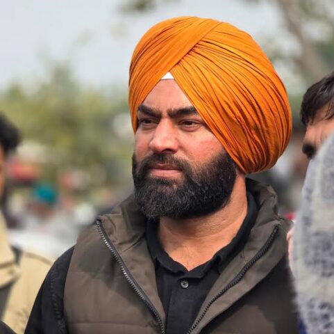 ਲੱਖਾ ਸਿਧਾਣਾ ਤੇ ਬਰਨਾਲਾ ਪੁਲਿਸ ‘ਚ ਤਕਰਾਰ