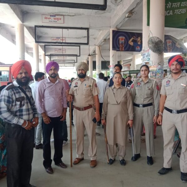 ਬਰਨਾਲਾ ਜ਼ਿਲ੍ਹੇ ’ਚ ਹੁਣ ਤੱਕ 8 ਬੱਚੇ ਭੀਖ ਮੰਗਦੇ ਮਿਲੇ, ਚੈਕਿੰਗ ਲਗਾਤਾਰ ਜਾਰੀ