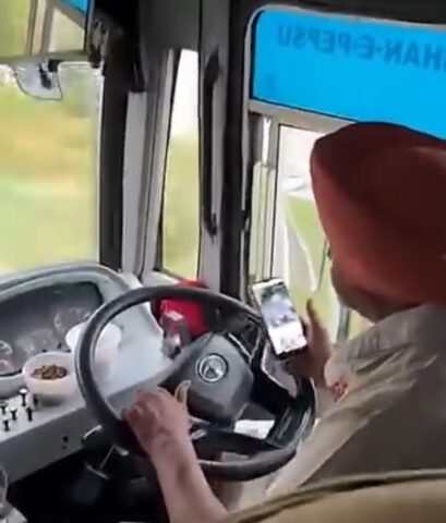ਰੀਲਾਂ ਦੇ ਨਜ਼ਾਰੇ ਲੈਂਦਾ PRTC ਬੱਸ ਦਾ ਡਰਾਈਵਰ!, ਹੋਈ ਵੱਡੀ ਕਾਰਵਾਈ