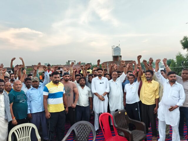 ਬਗਾਵਤ ਦੀਆਂ ਸੁਰਾਂ ਤੇਜ, ਨਗਰ ਕੌਂਸਲ ਦੇ ਮੀਤ ਪ੍ਰਧਾਨ ਨੇ ਸਾਥੀਆਂ ਸਮੇਤ ਕੀਤਾ ‘ਆਪ’ ਪਾਰਟੀ ਦਾ ਬਾਈਕਾਟ