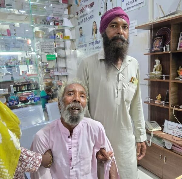 ਸਿਟੀ ਹਸਪਤਾਲ ਬਰਨਾਲਾ ਨੇ ਦਿੱਤੀ 70 ਸਾਲਾ ਬਜ਼ੁਰਗ ਨੂੰ ਨਵੀਂ ਜ਼ਿੰਦਗੀ – ਦੂਜੇ ਹਾਰਟ ਅਟੈਕ ਤੋਂ ਬਾਅਦ 80 ਫੀਸਦੀ ਹੋਇਆ ਠੀਕ